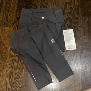 Brand new lululemon leggings size 4